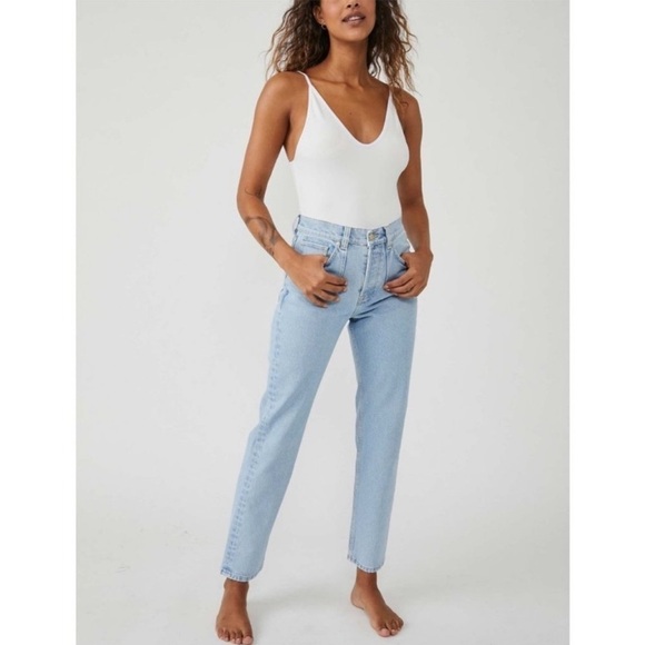 We The Free Light Blue Jeans - Picture 1 of 14